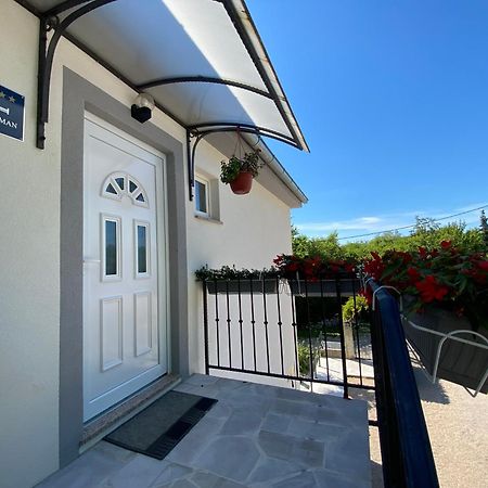 Apartmani Foresta Kras Exterior photo