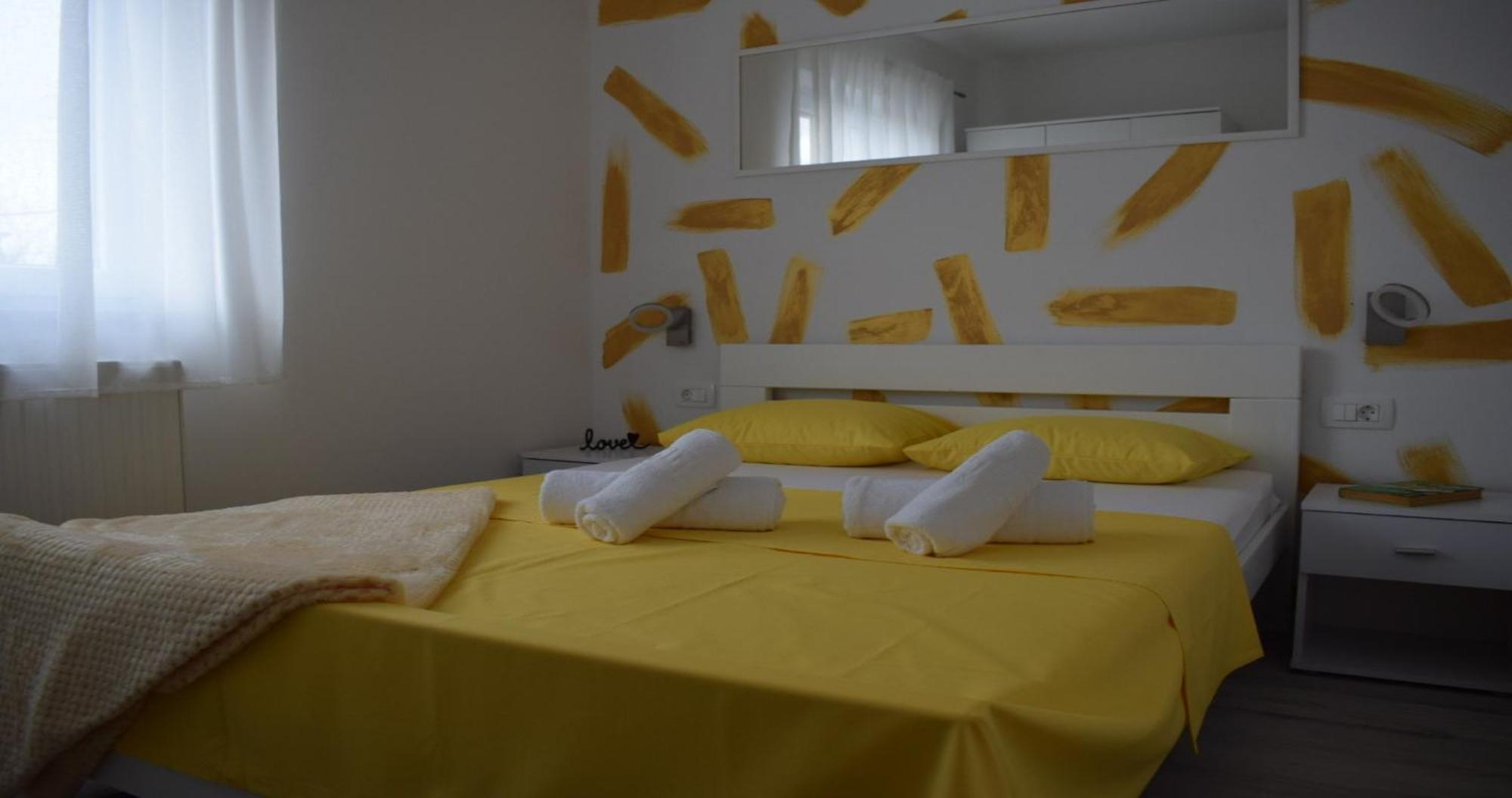 Apartmani Foresta Kras Exterior photo